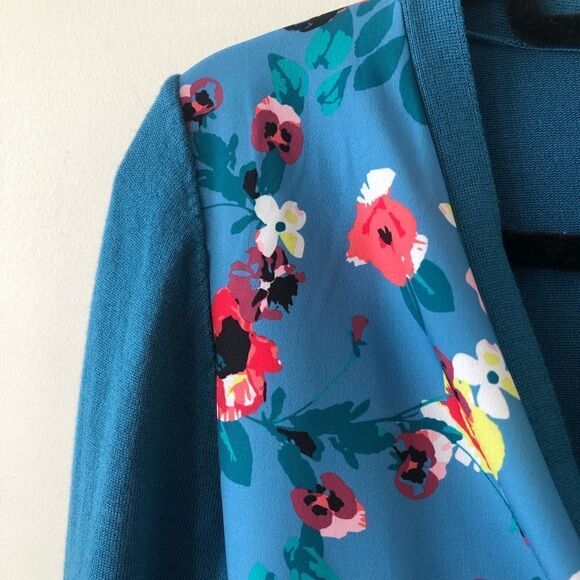 YUMI -Light blue tie-up floral wrap cardigan - Picture 4 of 7